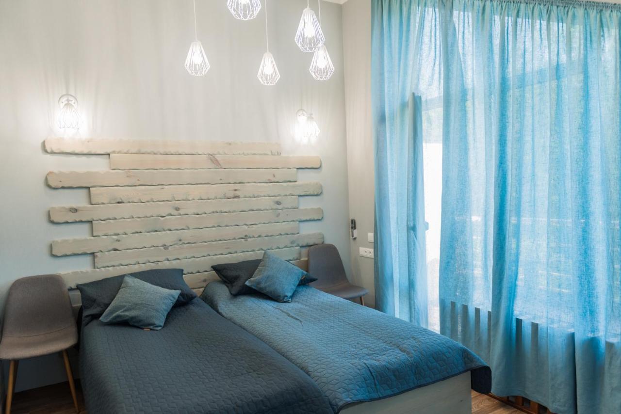 Golden Park Apartments Umanʼ Eksteriør bilde