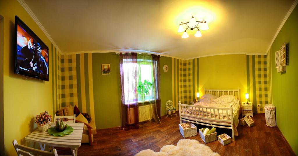 Golden Park Apartments Umanʼ Eksteriør bilde